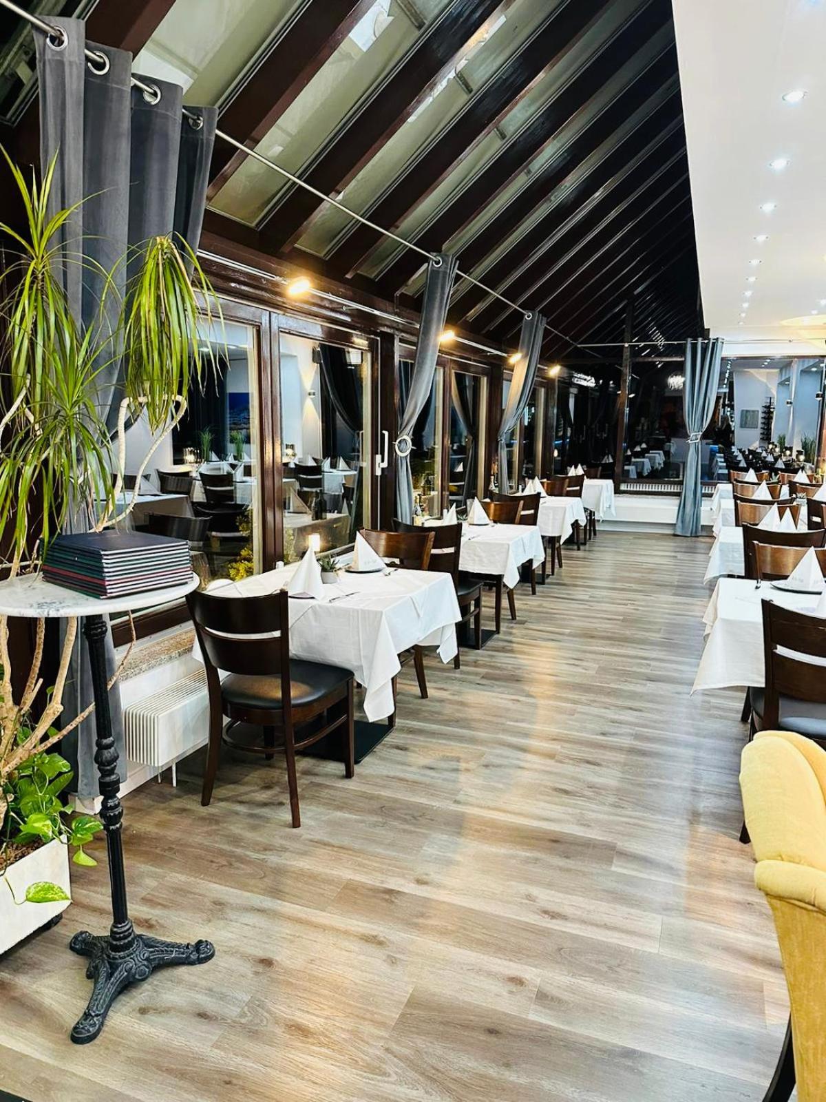 Hotel & Restaurant Olio E Pane Enzklösterle Eksteriør billede